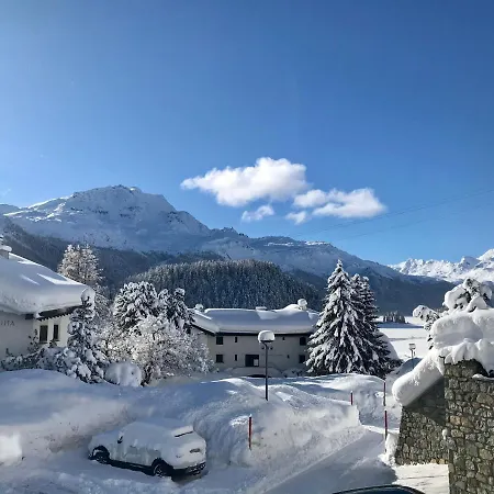 Chesa Suot La Punt Apartamento *