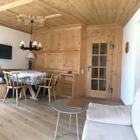 Chesa Suot La Punt Apartment