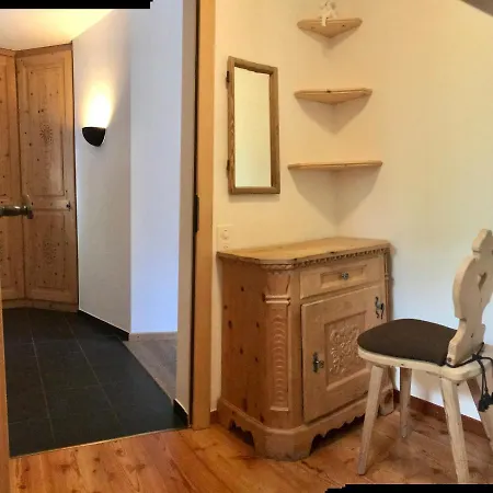 Chesa Suot La Punt Apartamento *